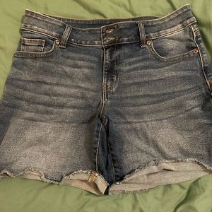 Women’s Jean Shorts